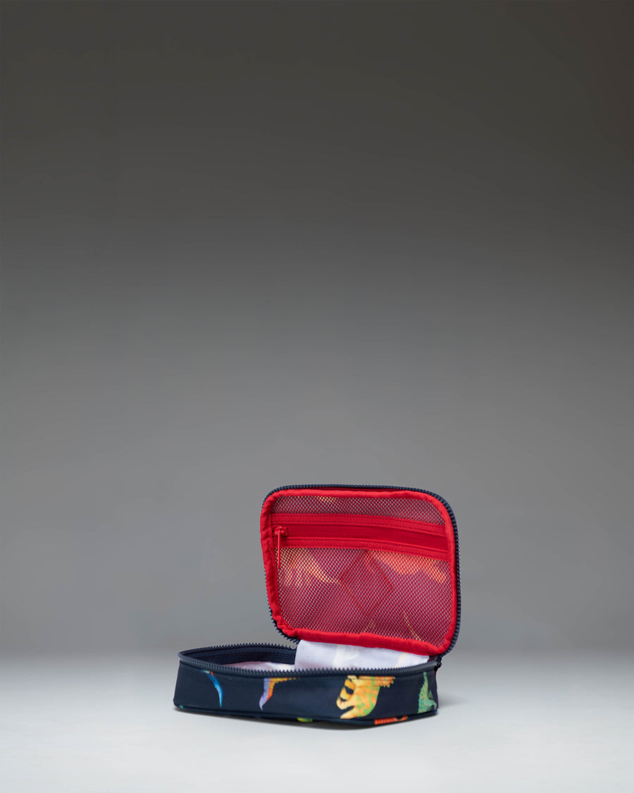 Herschel Heritage Pencil Case Little Herschel in Water Colour Dinosaurs Darkest Navy, featuring a colorful dinosaur print on a dark navy background.