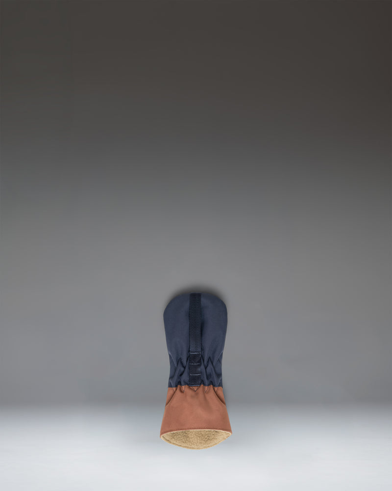 Herschel Supply Co Heritage Fairway Wood Head Cover in Navy blue and Saddle Brown.