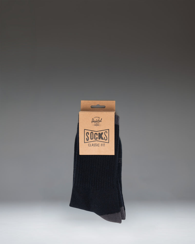 Herschel Supply Co. Classic Fit Crew Sock in Black Tonal size guide chart. One size fits most for men's shoe sizes 7-12.