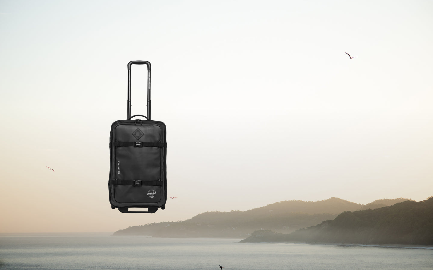 All Season Hybrid Roller Bag Large Carry On