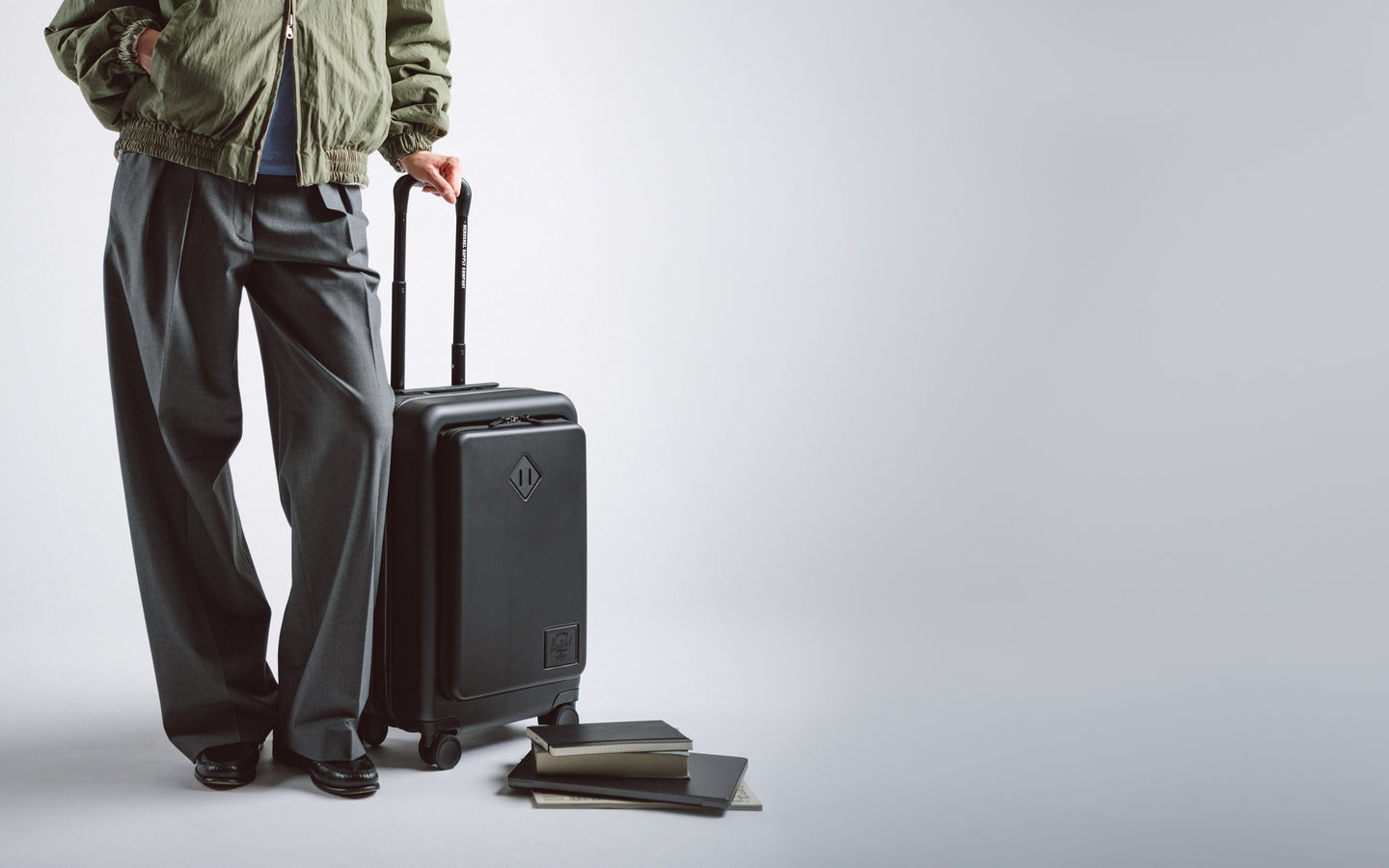Herschel Heritage™ Hardshell Pro Large Carry On